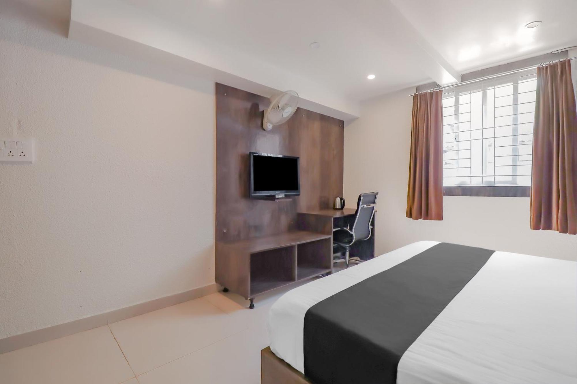 Capital O Royal Galaxy Finesse Near Phoenix Marketcity Бангалор Екстериор снимка